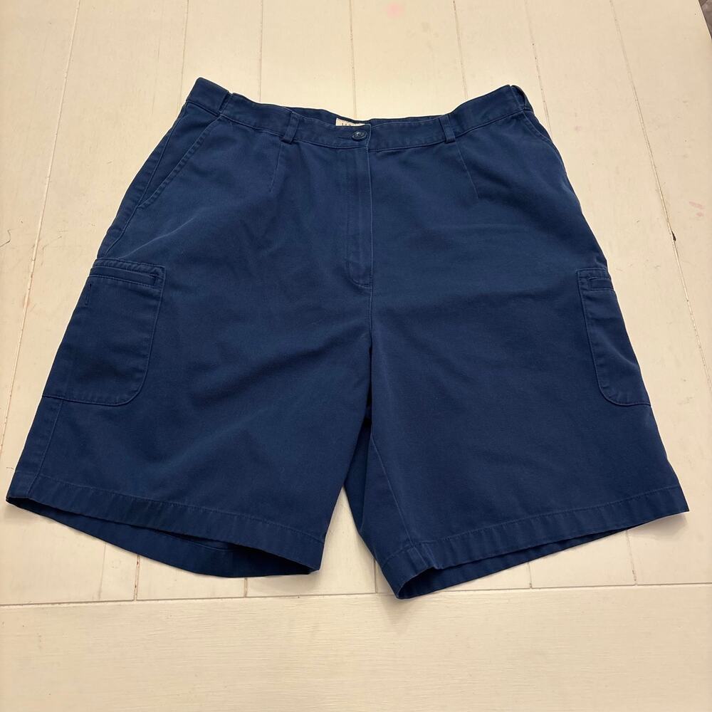 L.L.Bean Women's Cargo Shorts Size 16 Original Fit Navy Cotton Hiking Utility